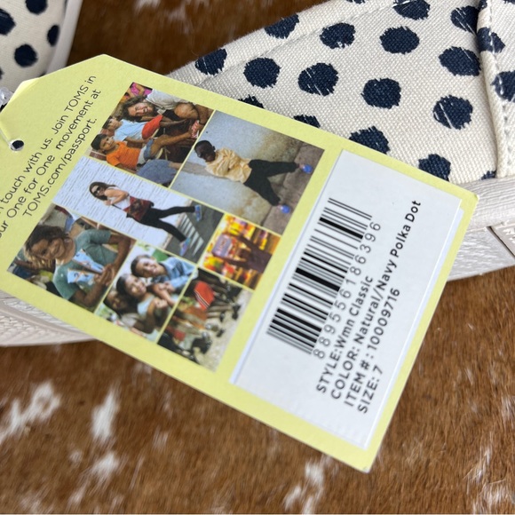 NWT Toms polka dot flats - Picture 7 of 9